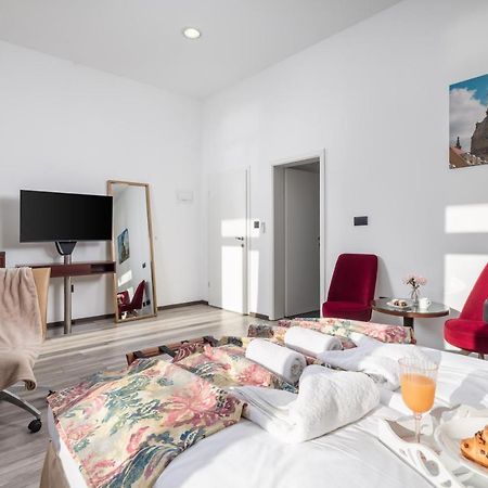 Continentale Apartment Rijeka Bagian luar foto