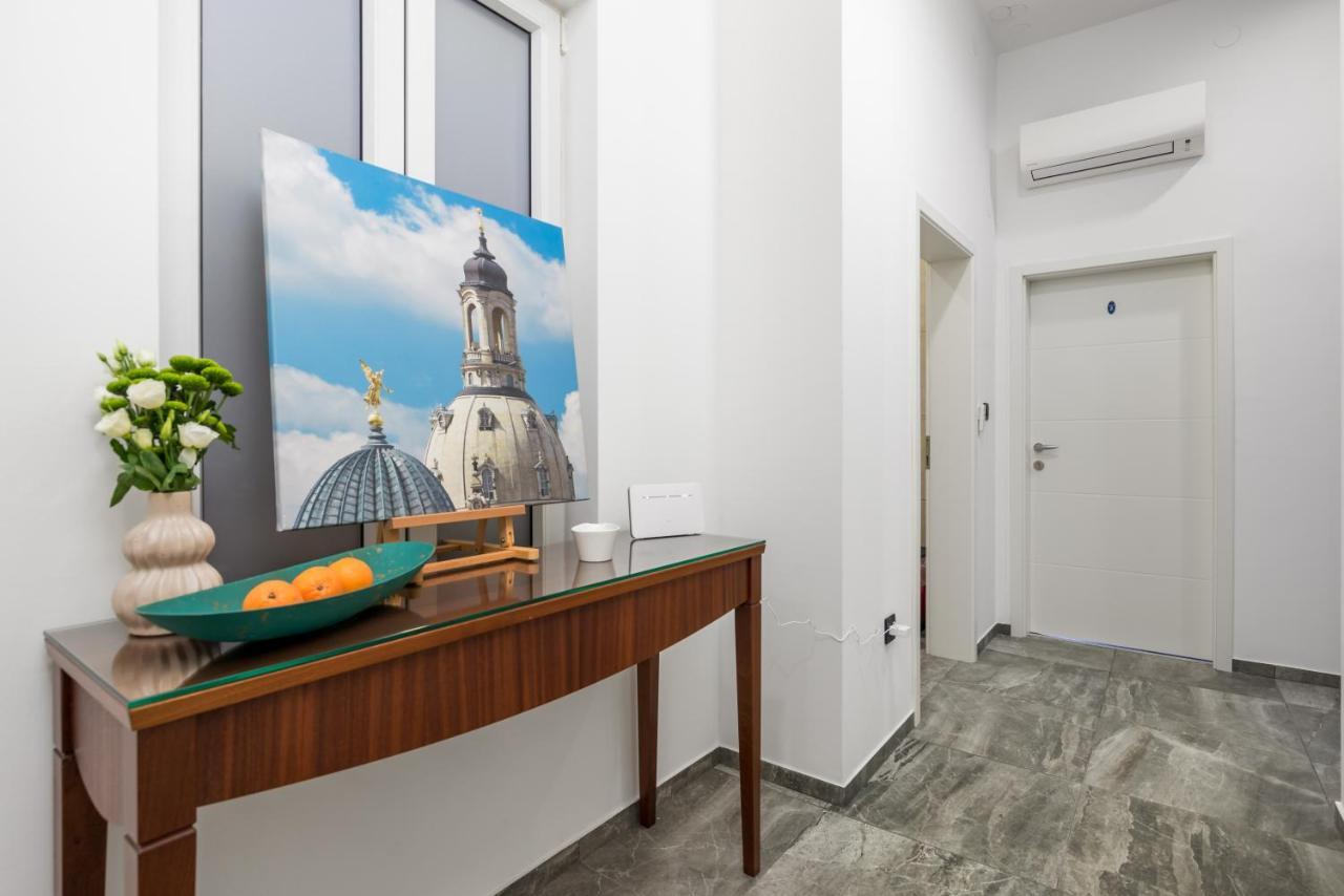 Continentale Apartment Rijeka Bagian luar foto
