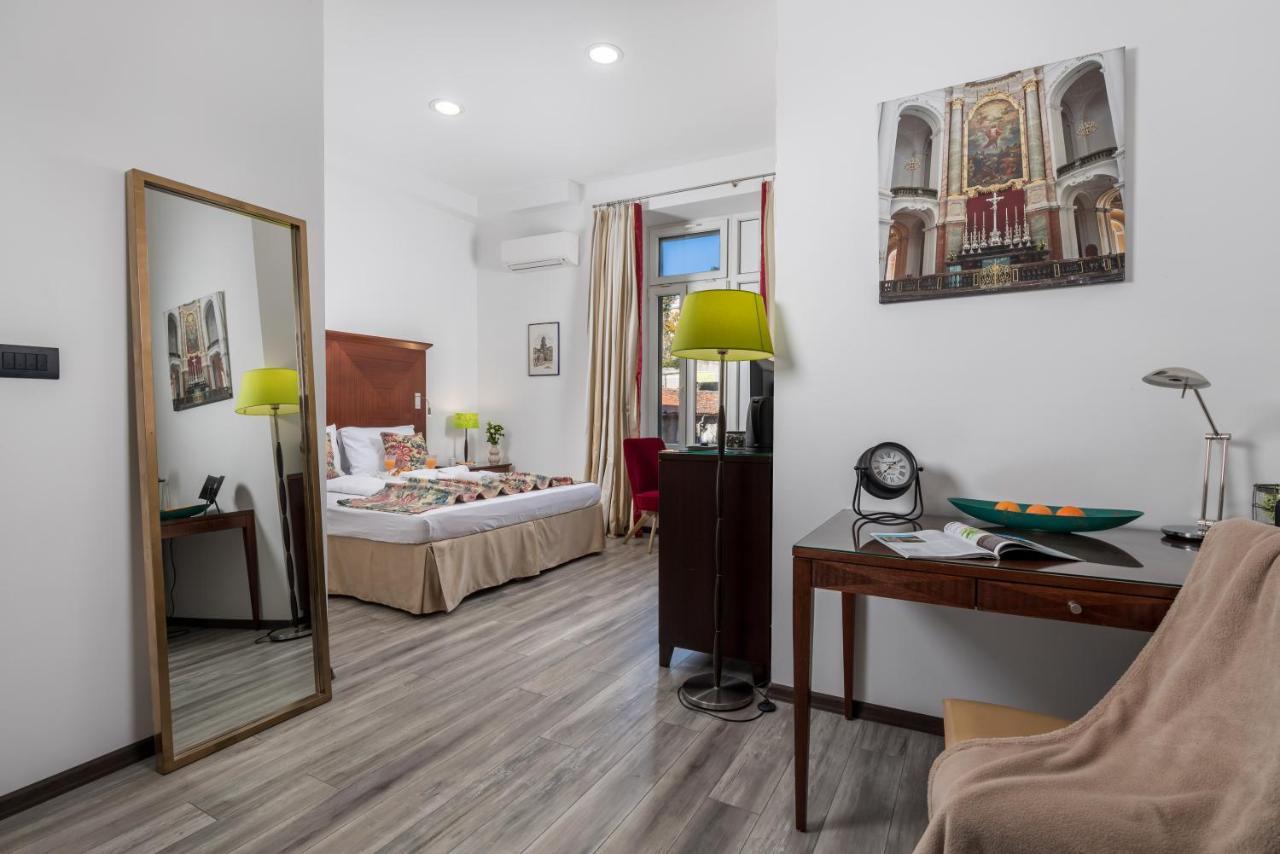 Continentale Apartment Rijeka Bagian luar foto