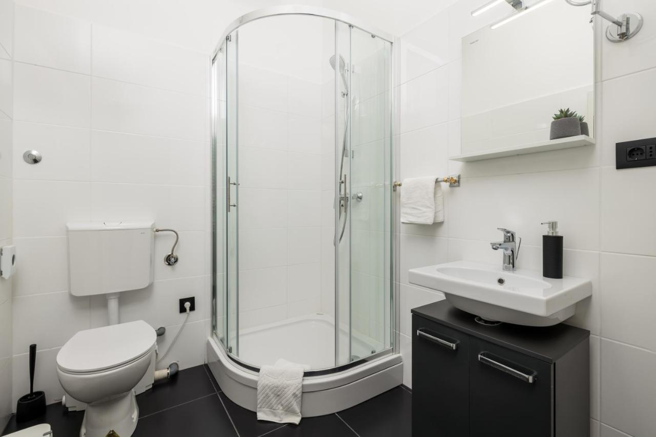 Continentale Apartment Rijeka Bagian luar foto