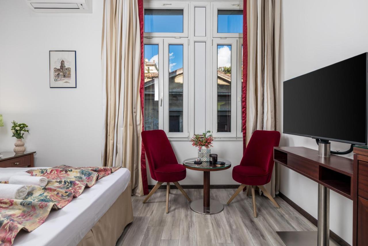 Continentale Apartment Rijeka Bagian luar foto