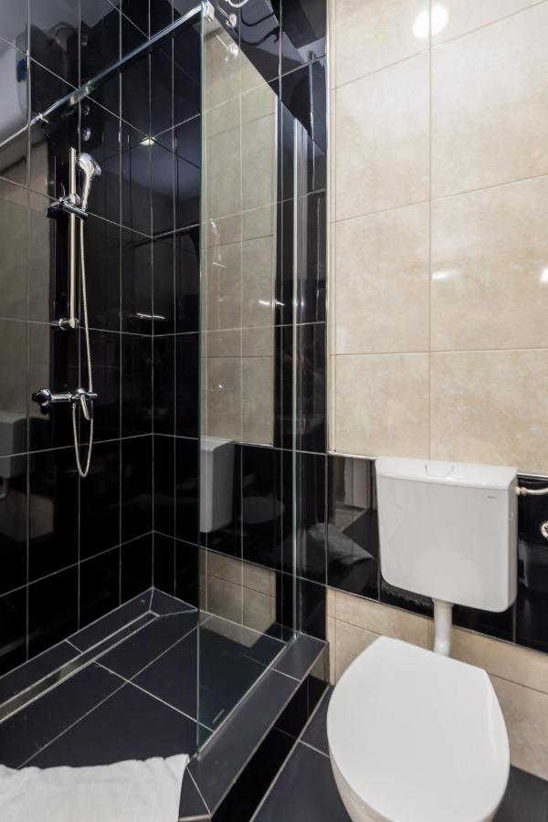 Continentale Apartment Rijeka Bagian luar foto