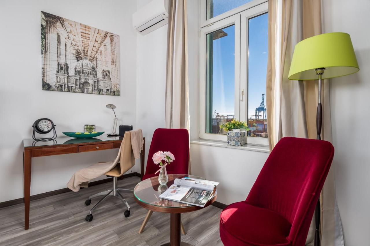 Continentale Apartment Rijeka Bagian luar foto