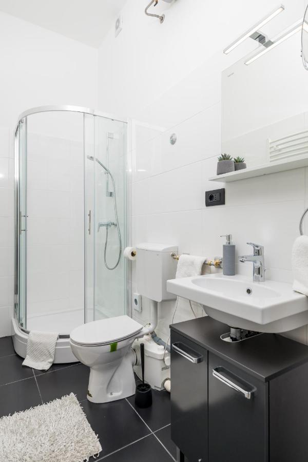Continentale Apartment Rijeka Bagian luar foto