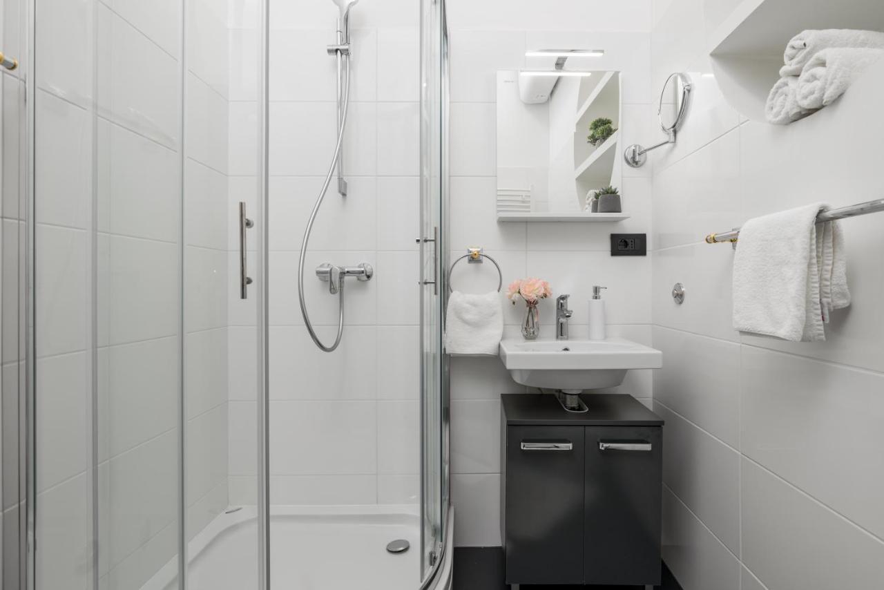 Continentale Apartment Rijeka Bagian luar foto